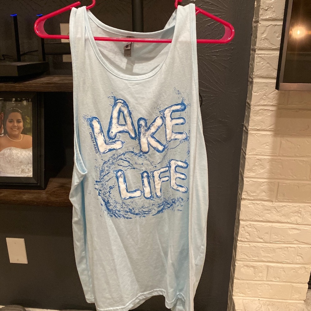 "Lake Day's" Tank